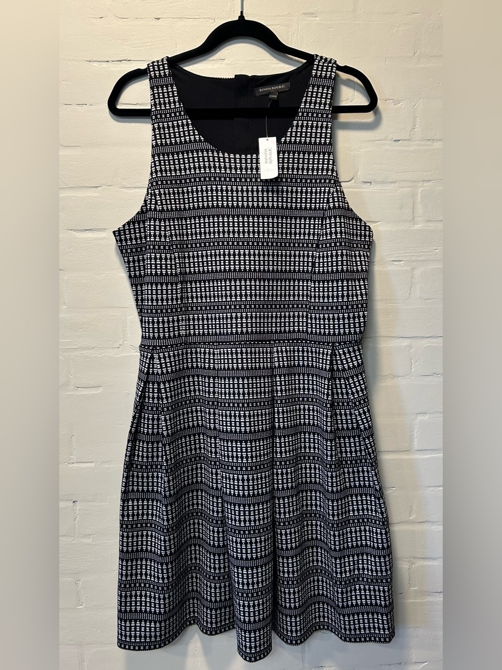Banana Republic Aztec Fit & Flare Box Pleat Sleeveless Mini Dress L